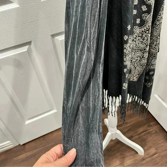 Vocal brand fringed kimono duster, jacket w rhinestones & studs. Western rodeo - Picture 7 of 14